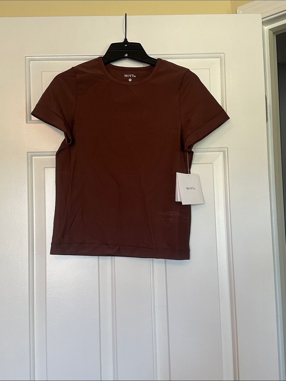 MOTT 50  Brown Short-Sleeve Crewneck Tee UPF 50